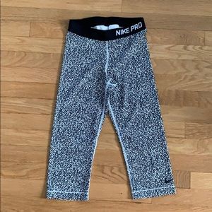 Nike crop leggings